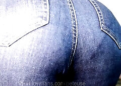 GIANT JEAN CUTIE FARTING BLASTS peteuse
