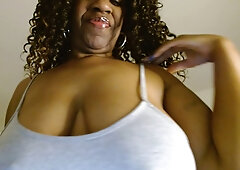 Ebony mistress dominates with sweaty armpits in solo session