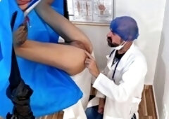 Peeing pussy, gynecologist