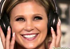 ”Lesbian strapon surprise for the sexy tart”