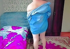 Curvy ladyboy Crossdresserkitty gives herself a spanking for some hot self-pleasure