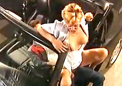 Milf zahlen debitno moneys