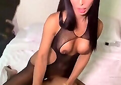 Rough anal penetration by a shemale couple to cumshot