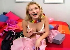 Sexy brunette lesbians get horny licking