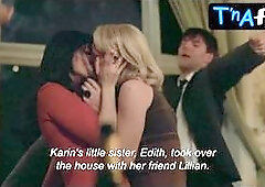 Julia Kuster Breasts,  Lesbian Scene  in Sentimental Value