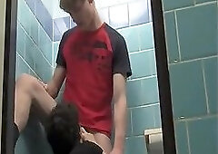 Hot Twinks Guys Sucking & Fucking