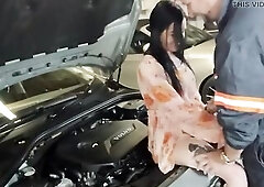 Screwing the mechanic to fix my car faster
