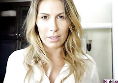 Mother I'd Like To Fuck Train Porn S8-E6 Hannah Hays, Makayla Cox Her Love Potion