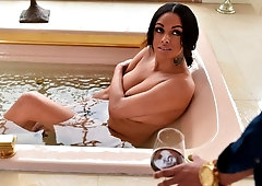 Glamorous ebony with big boobs Bethany Benz sucks on the knees