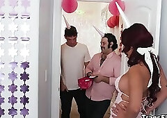 Tranny Avery Lust joins a game of seven Minutes In Heaven at a party