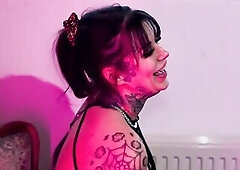 Tattooed mother I'd like to fuck Delivers the Almost any Perverse Oily Footjob Ever