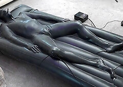Guy in Latex Bondage for Vacbed Session 19