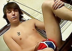 Young men strip each other naked and enjoy sloppy blowjobs