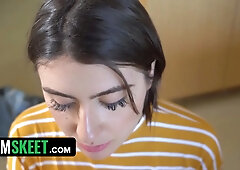 Arab slut with hijab wanks for her bf and then gets on her knees & gulps his manhood