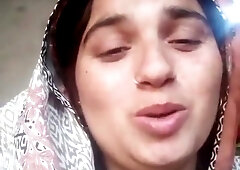 Paki Pashto Bhabhi Seducing With Big Boobs