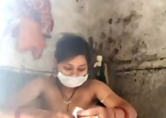 Pregnant Dehati Wife Nude Show In Bathroom