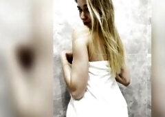 Consummate booty arch