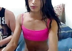 Hot shemale fucks a guy after having her toes sucked