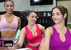 Best friends donu2019t pay for gym memberships feat. Brookie Blair, serena hill & ariana starr - teamskeet