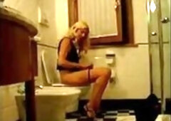 A steamy amateur Italian webcam show, with a mobile twist. Watch as this Italian beauty teases and pleases, using her phone to capture all the intimat