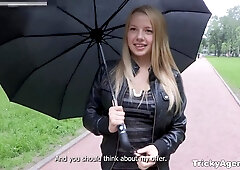 Gullible Russian student shows talents of her pussy and mouth to one tricky agent