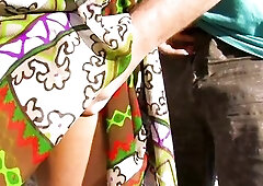 Large titted playgirl with unshaved twat bang stranger on beach