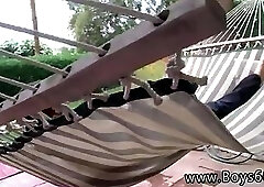 Chris Porter Splashes It Out