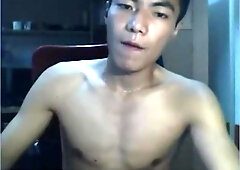 korea guy in the dorm