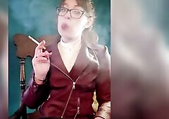 Leather smokin' ;) (silent clip, I was testing lighting and audio was bad).