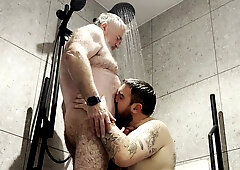 Stepdaddy Hairy men Bang Sans a condom in Bathroom