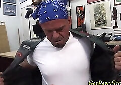 Buff amateur biker sucks