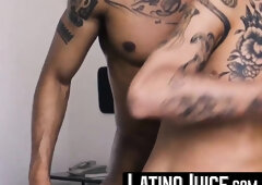 LatinoJuice.com - Tattooed dude Kendro inserts his throbbing cock in Wills dark hole