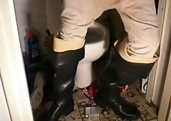 nlboots - lengthy johns, hevea boots on WC