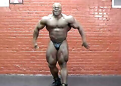 Kai Greene Sexy Posing