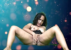 Beautiful Housewife Mastaurbation Single Pussy Lollipop With Boobs