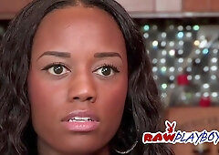 Ebony Hottie Enjoys Blowing White Dick