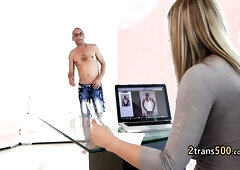 Guys bangs tbabe butt on casting