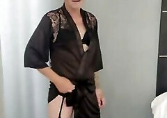 kryztina showing off her sissy body