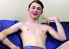 BoyCrush.com: American Claire & shaved Cole masturbating