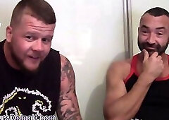 Amateur bears kissing