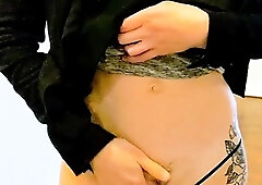Amateur webcam girl masturbate big dildo