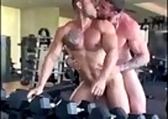 Flagrado na academia