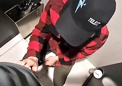 A supermarket worker was plumbed in a public restroom. It's plowing Super-fucking-hot