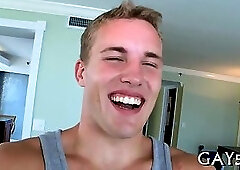 Buff Body Builder sucking