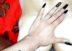 Soy transroxy, al entrenador de gimnasio le gusta jugar con mi verga y entregarme su culo virgen