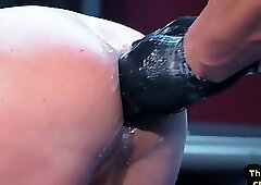 Athletic bottom asslicked and blowing dick while fisted