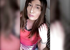 1st using Lipstick, then jerking off Dick