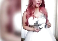 Your Hungry Fresh Gold-Digging Bride