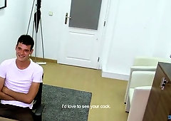 Hairy amateur gets his asshole fucked by a casting agent