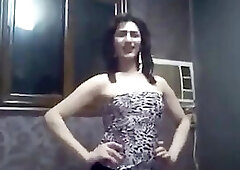 Egyptian crossdresser Ingy dance 08